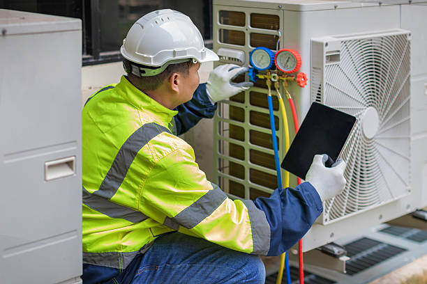 Professional Hvac technician working in Sanford, CO